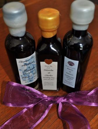 Design your own personalised wine gifts