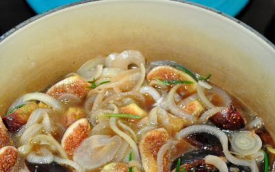 Recipe: Caramelised Onion, Fig, Rosemary and Wine Sauce
