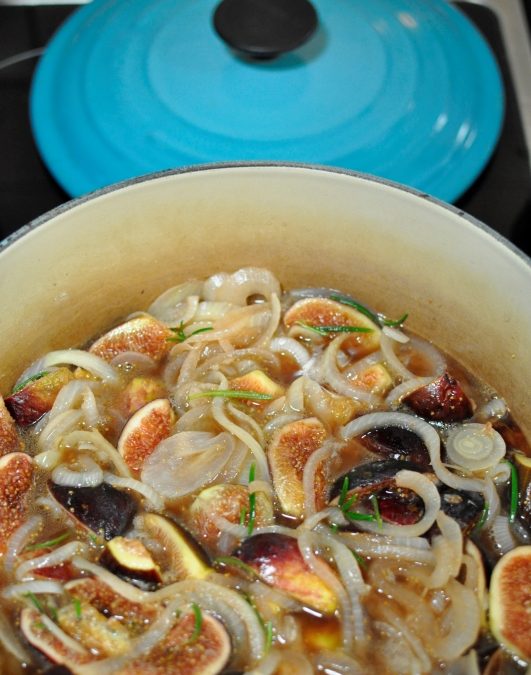Recipe: Caramelised Onion, Fig, Rosemary and Wine Sauce