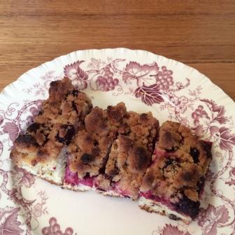 Recipe: Traditional German Yeast Cake with Seasonal Fruit
